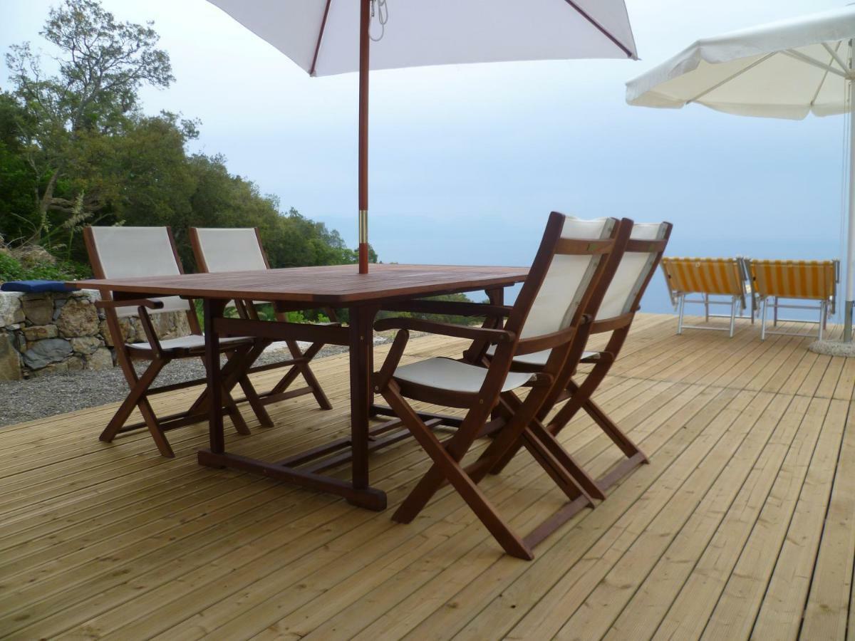 Tra Montagne E Mare Apartment Ispani Exterior foto